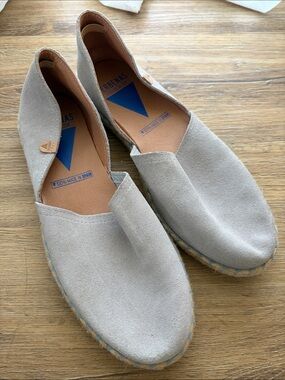 VERBENAS || Women's Suede Espadrilles in Light Grey